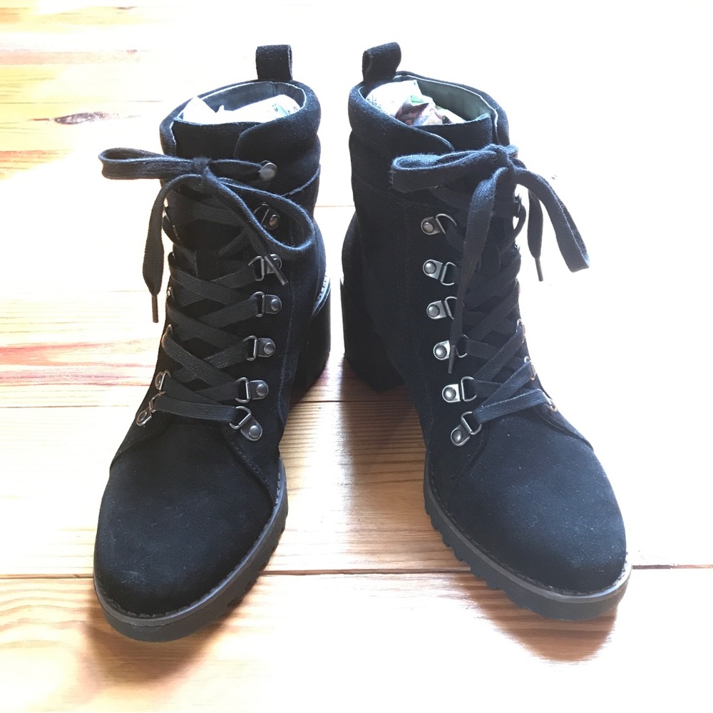 Caslon Black Lace Up Combat Boots Side Zipper, EUC, 8.5